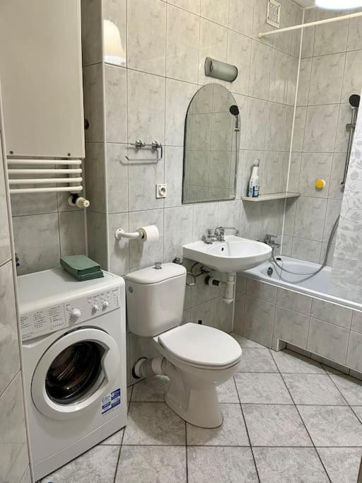 Apartment Kabaty Warsaw Luaran gambar